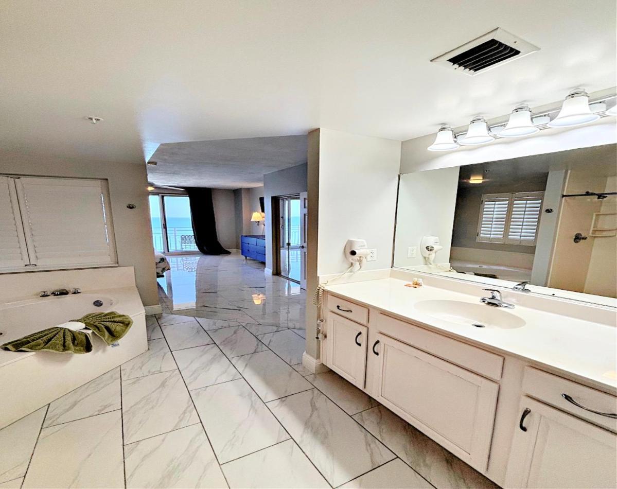 14Th Floor 2 Bedroom Resort Condo Direct Oceanfront Wyndham Ocean Walk Resort Daytona Beach 1401 Zewnętrze zdjęcie